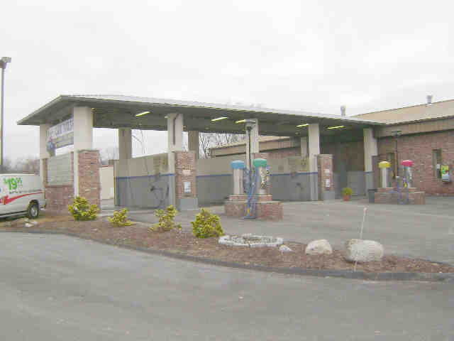 Building photograph for 107 DANBURY RD